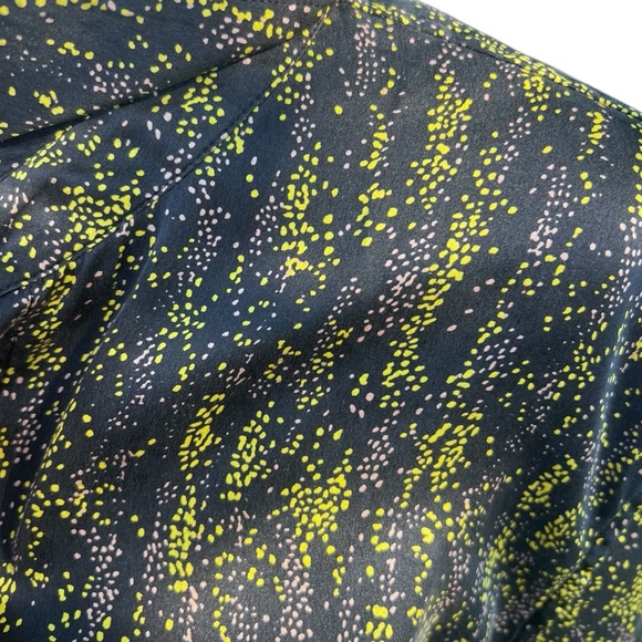 Equipment Black and Yellow Patterned Button Down Silk Shirt Size Large - Picture 7 of 7
